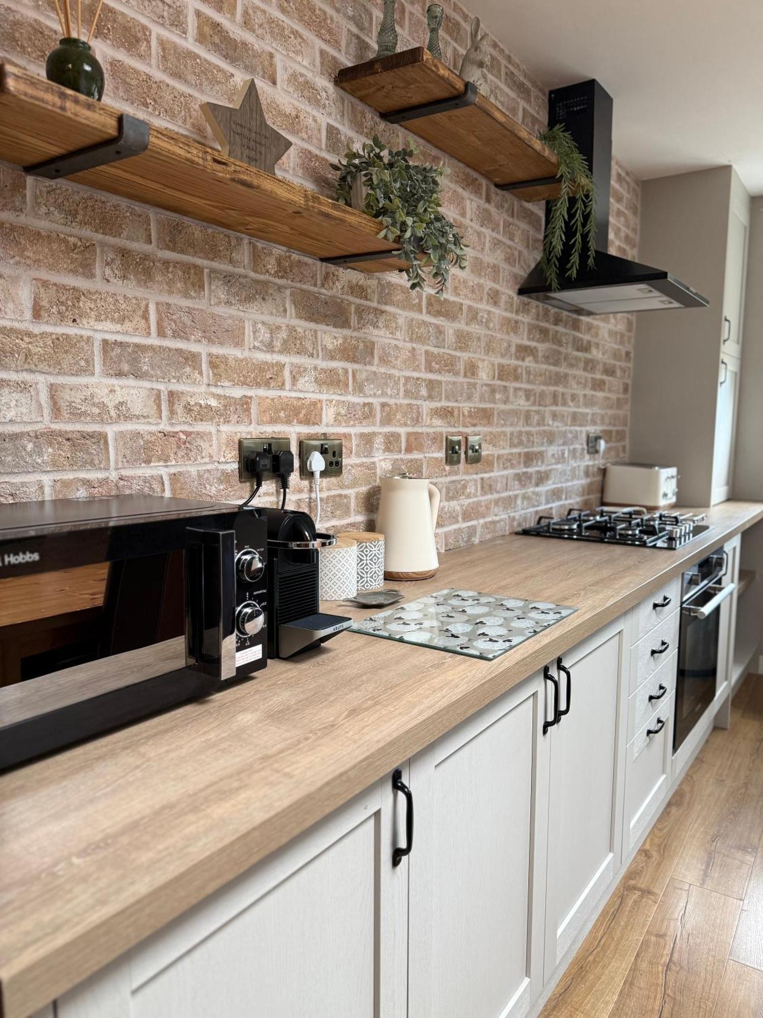 Wells Street Cottages No 26 By The River Ness إينفيرنيس المظهر الخارجي الصورة