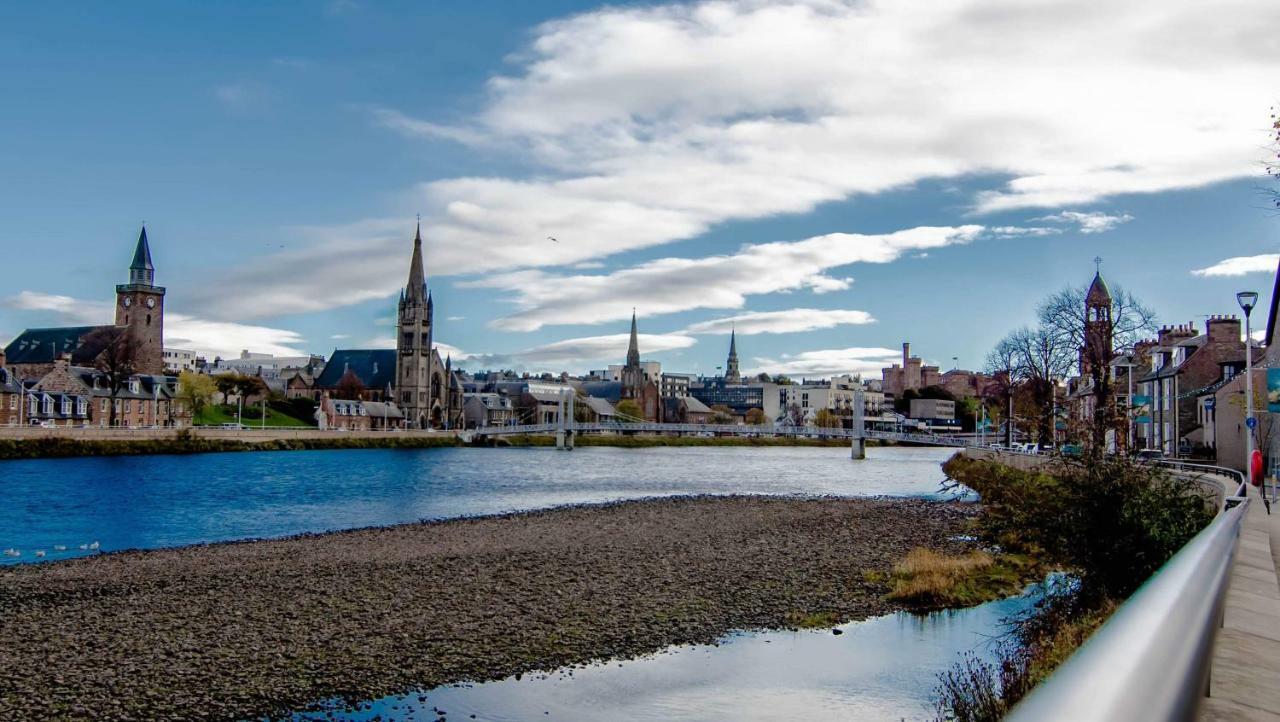 Wells Street Cottages No 26 By The River Ness إينفيرنيس المظهر الخارجي الصورة